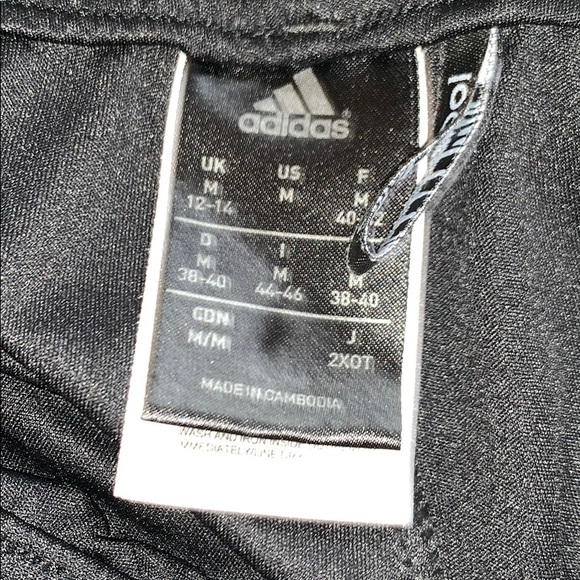Adidas shorts - Picture 4 of 4